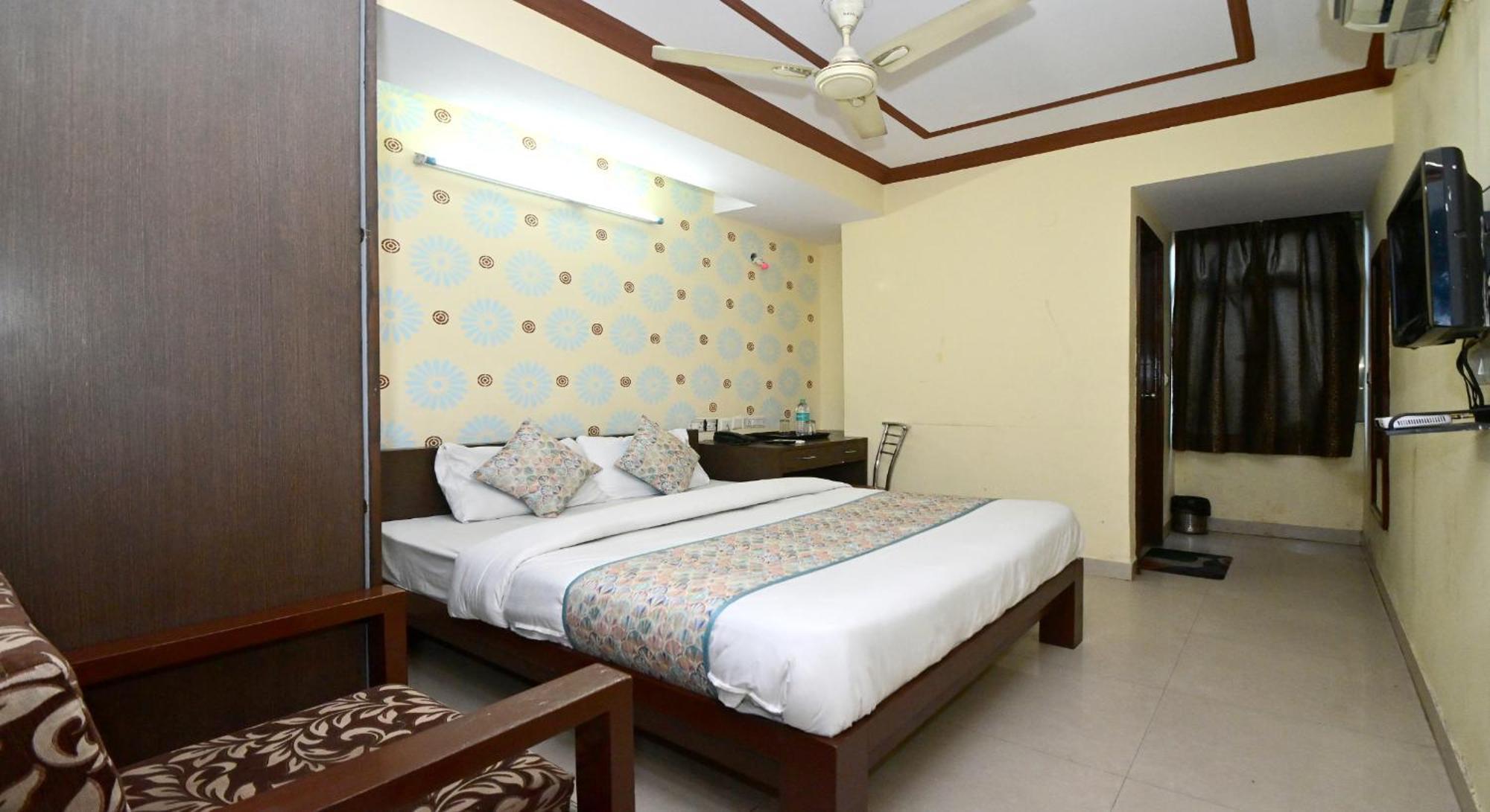 Hotel Laxmi Villa Palace-Near Jaipur Railway Station Bagian luar foto