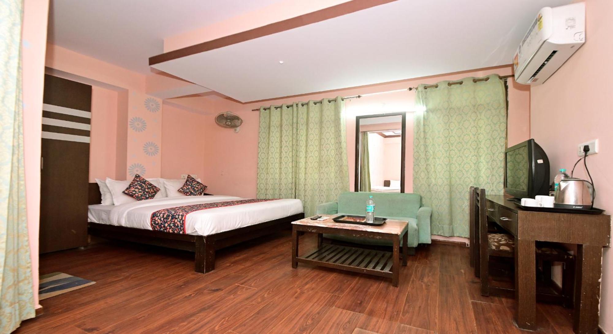 Hotel Laxmi Villa Palace-Near Jaipur Railway Station Bagian luar foto