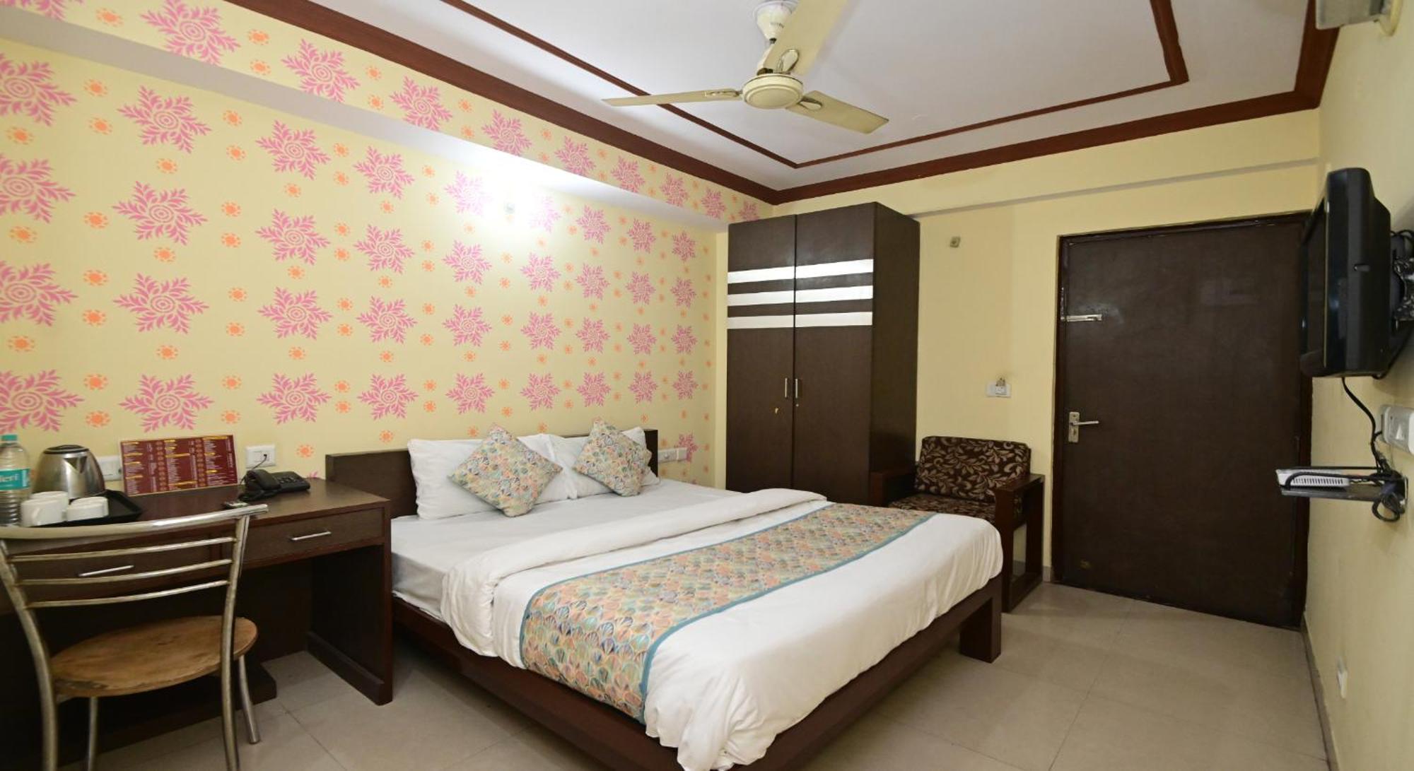 Hotel Laxmi Villa Palace-Near Jaipur Railway Station Bagian luar foto