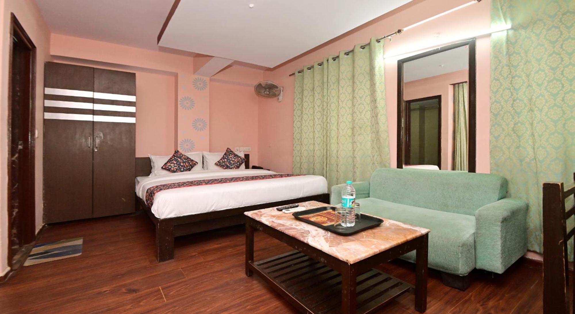 Hotel Laxmi Villa Palace-Near Jaipur Railway Station Bagian luar foto